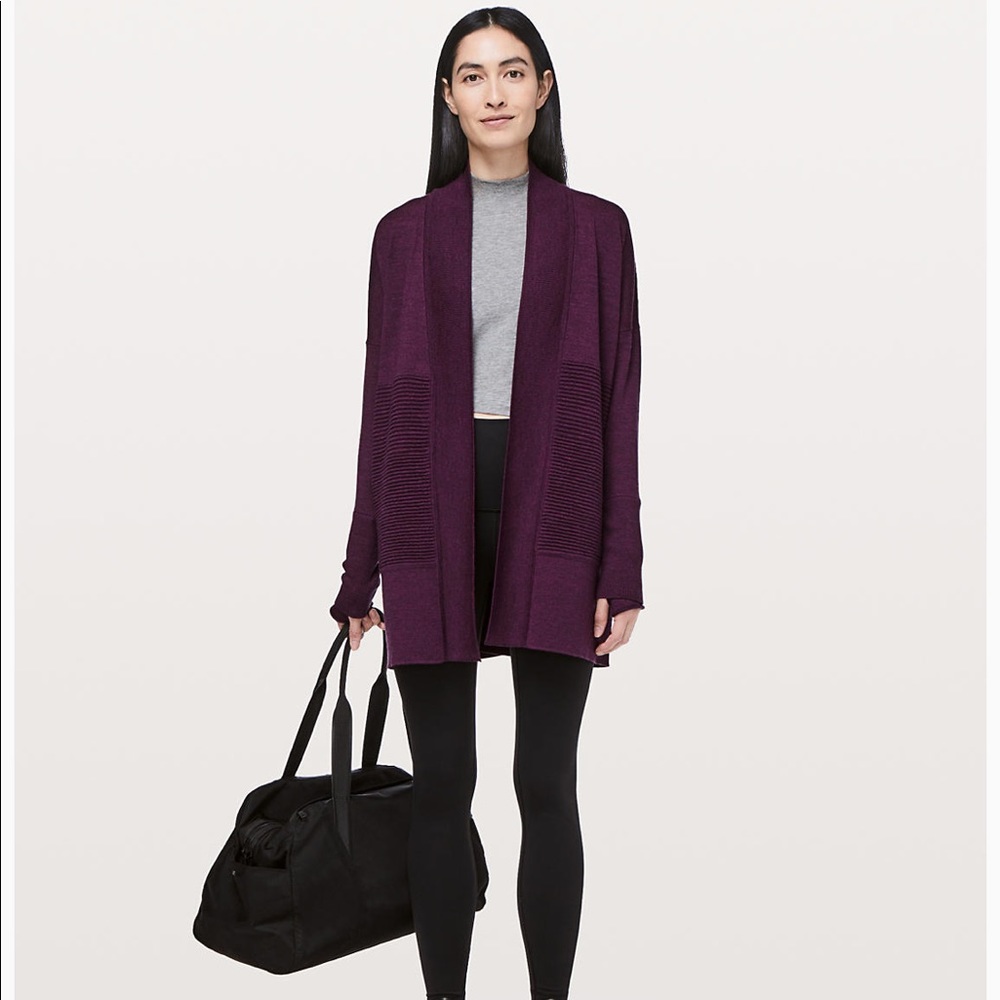 Lululemon Sit In Lotus Wrap size 4